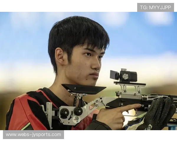 射击世界杯冠军盛李豪：调整心态是关键